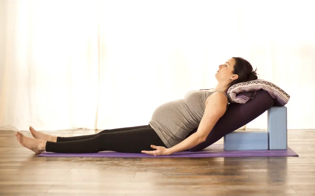relaxation during pregnancy in yoga