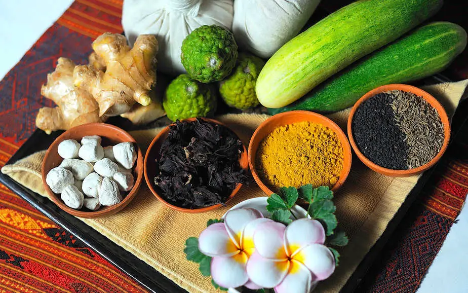 Beauty according to Ayurveda: nutrition + philosophy