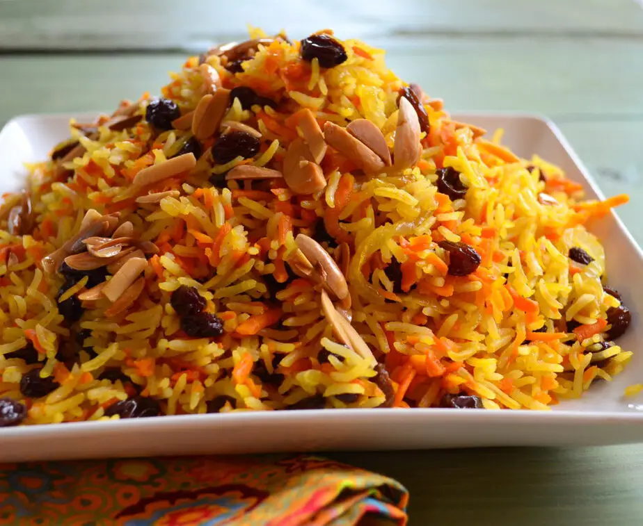 Rice with carrots and coconut